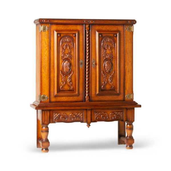 Meuble style renaissance Espagnole